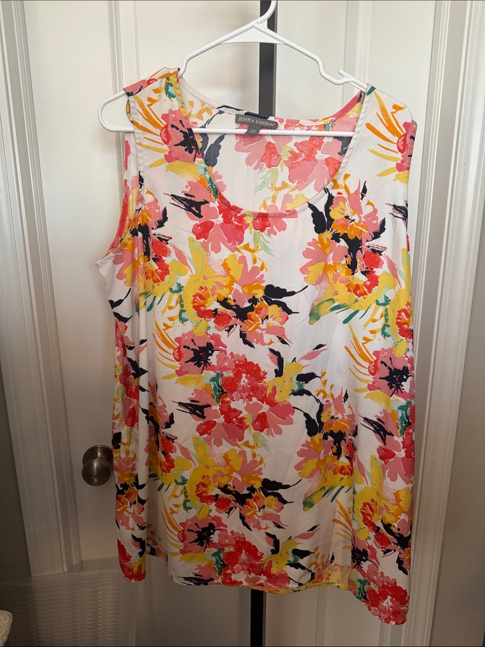 Jessica London Floral Sleeveless Top in White with Coral & Yellow Blooms